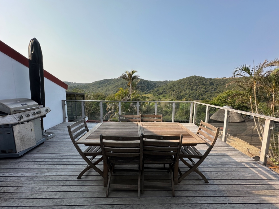 5 Bedroom Property for Sale in Gonubie North Eastern Cape